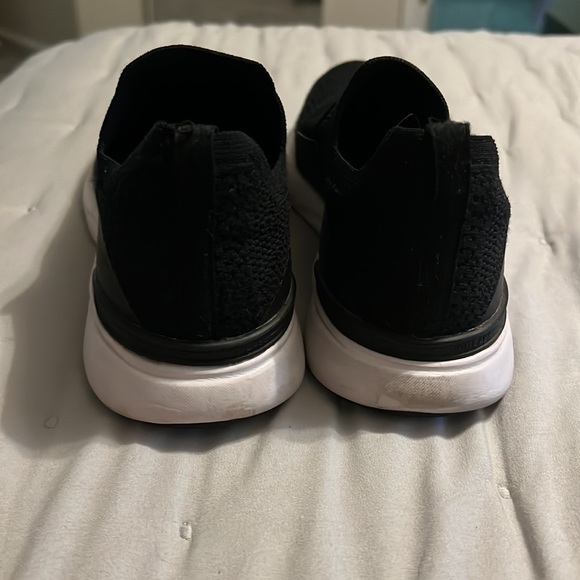 APL women's Techloom bliss shoes - Picture 4 of 5